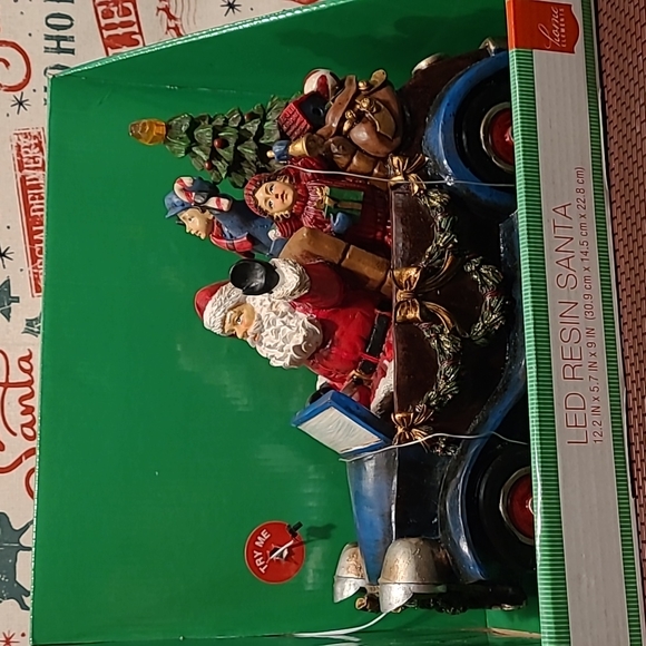 LED Resin Santa Claus Car - Picture 10 of 10